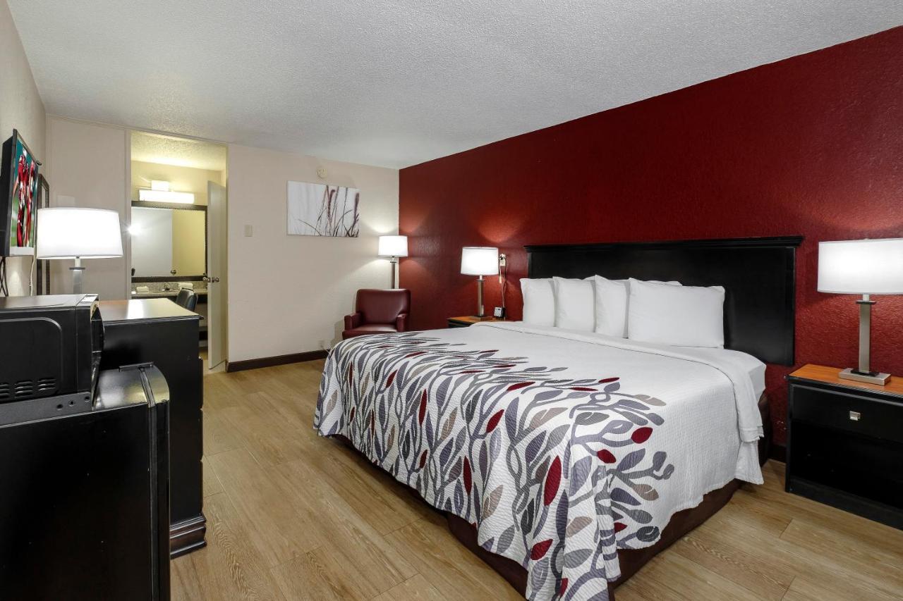 Red Roof Inn Hot Springs Exterior photo